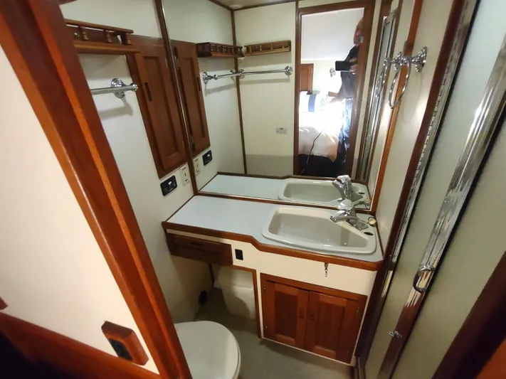 Snowy Owl Yacht Photos Pics 