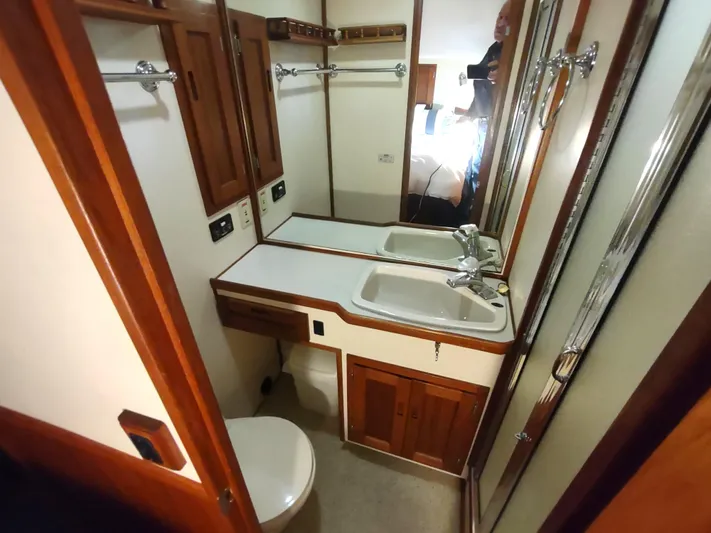 Snowy Owl Yacht Photos Pics 