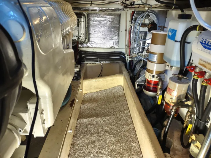 Snowy Owl Yacht Photos Pics 