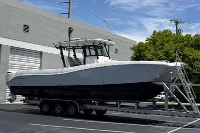 World Cat 325 CC