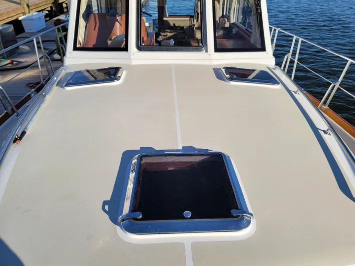 Tealaweigh Yacht Photos Pics 