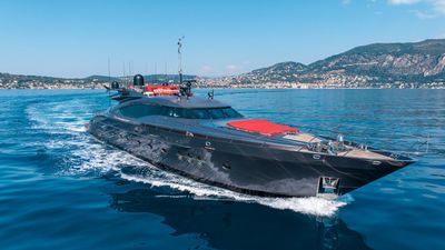Yacht