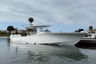 Mag Bay 38 CC