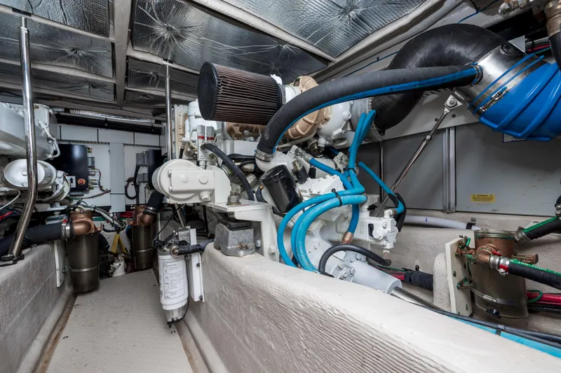 Beautiful Blue Yacht Photos Pics 