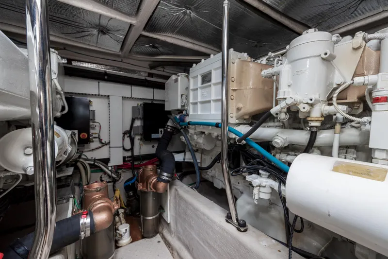 Beautiful Blue Yacht Photos Pics 