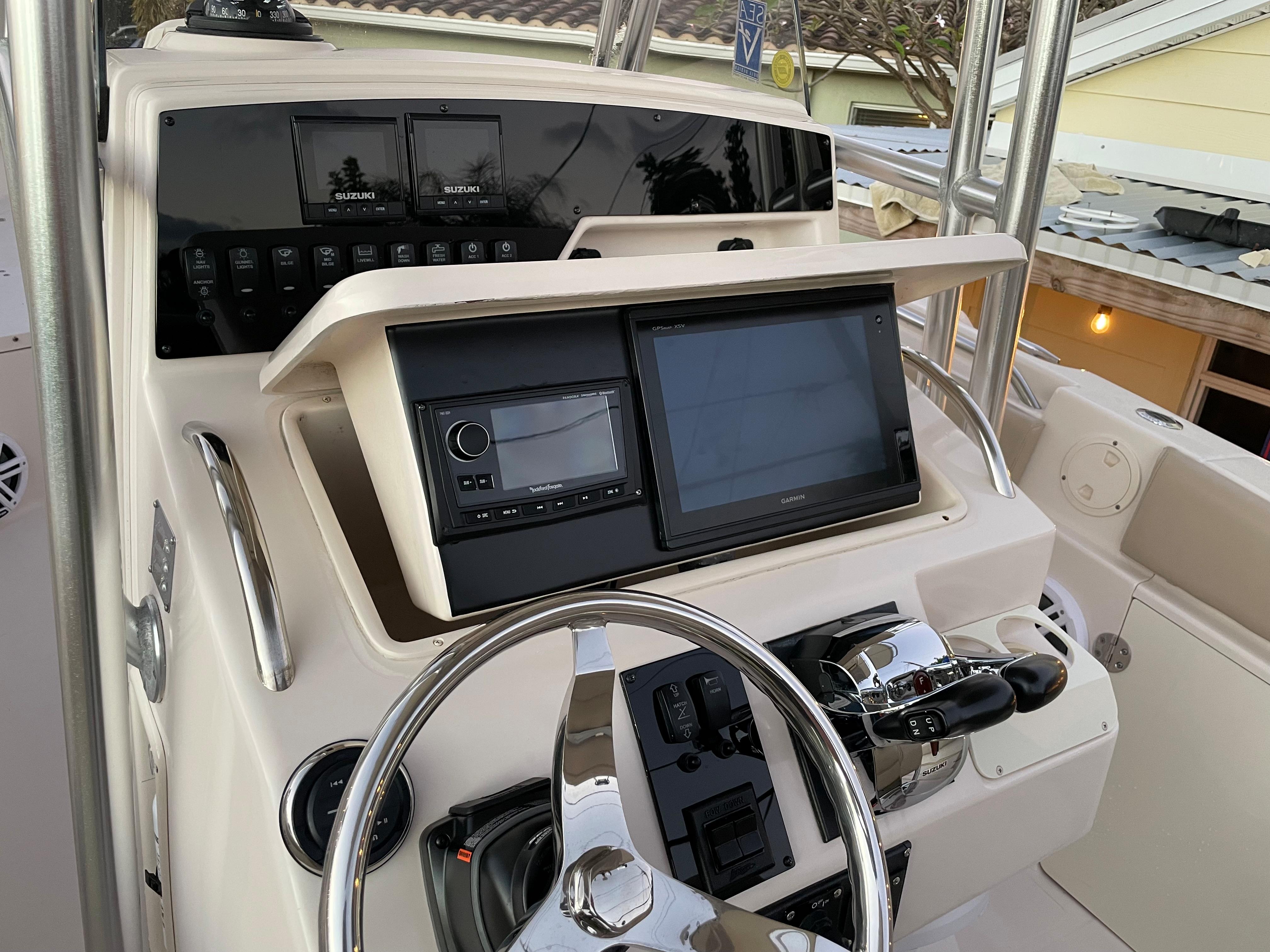 2002 GradyWhite 273 Chase Center Console for sale YachtWorld