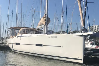 Dufour Grand Large 460