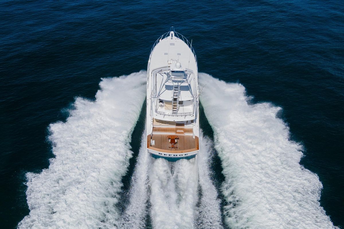 2007 Hatteras 68 