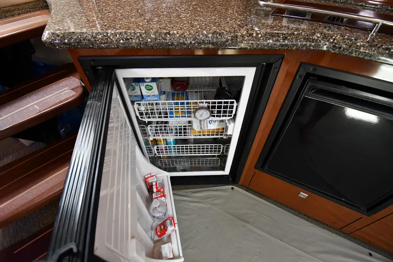 Day Off Yacht Photos Pics 