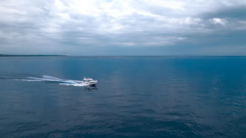 Lac D Azur Yacht Photos Pics 