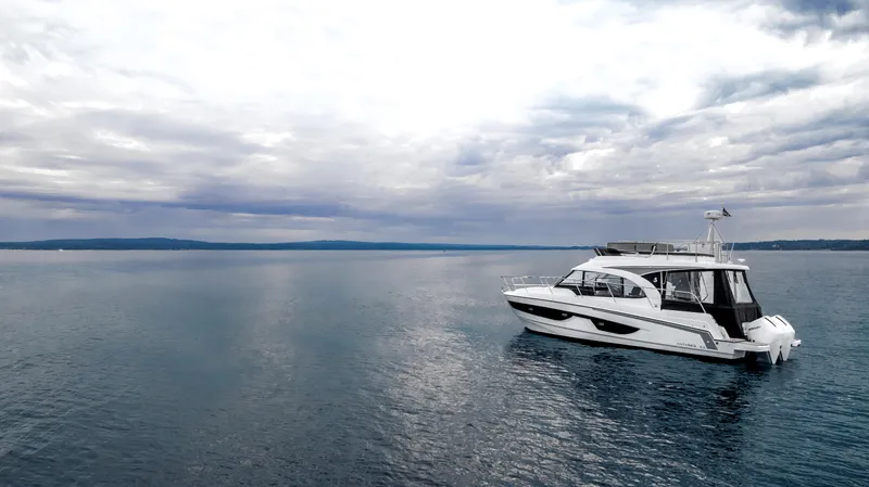 Lac D Azur Yacht Photos Pics 