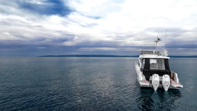 Lac D Azur Yacht Photos Pics 