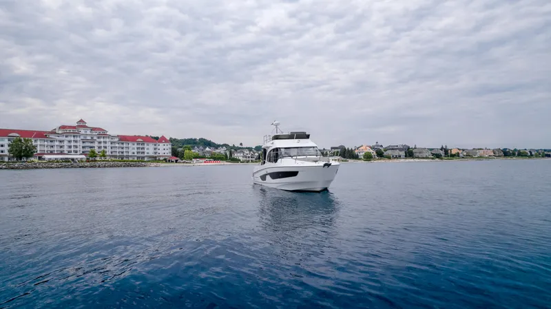 Lac D Azur Yacht Photos Pics 