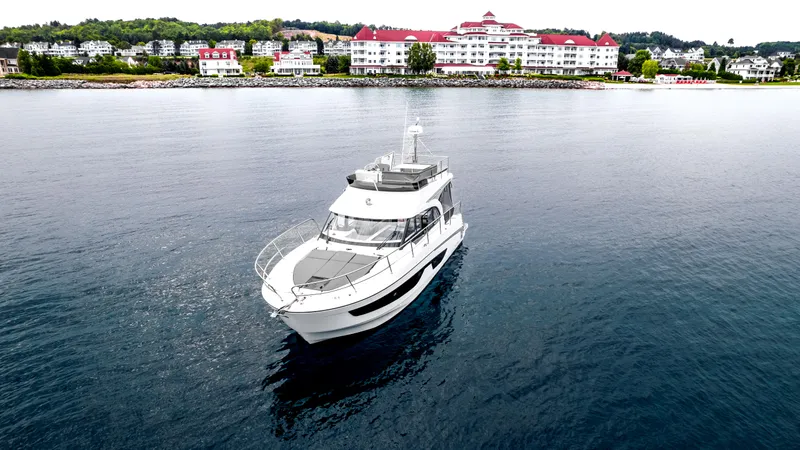 Lac D Azur Yacht Photos Pics 