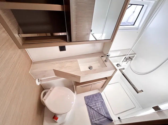 Southern Isle Yacht Photos Pics 