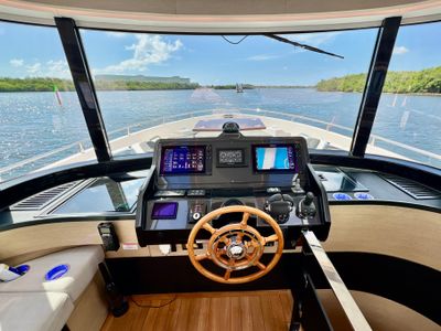 Yacht