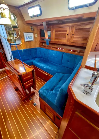 Rendezvous Yacht Photos Pics 