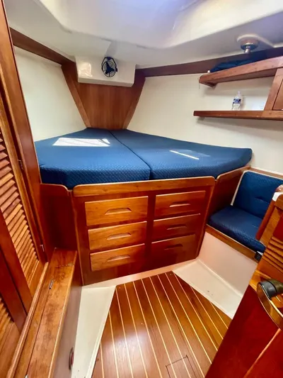 Rendezvous Yacht Photos Pics 