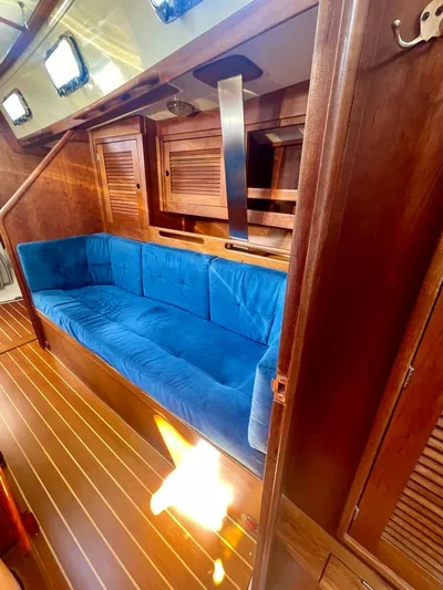 Rendezvous Yacht Photos Pics 