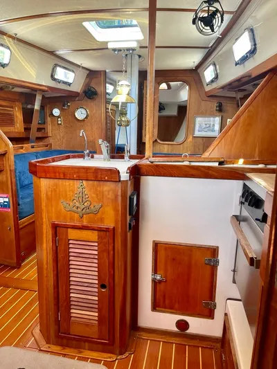 Rendezvous Yacht Photos Pics 