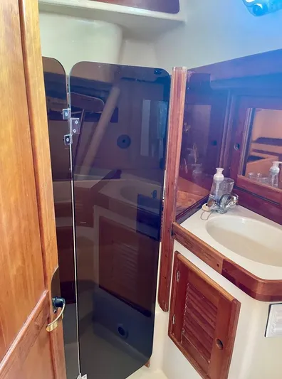 Rendezvous Yacht Photos Pics 