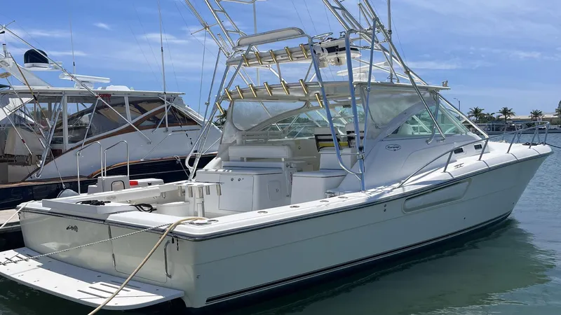 Bobalu Yacht Photos Pics 