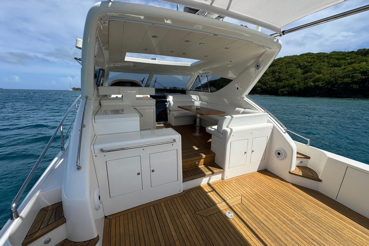 2013 Uniesse 49 