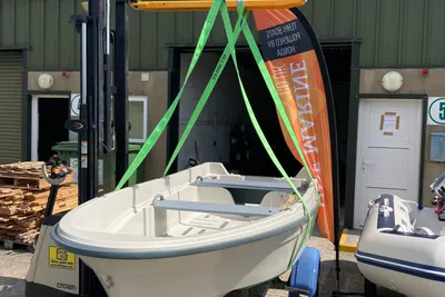 2026 Terhi Terhi 400 boat only