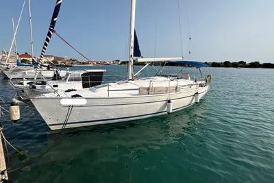 2002 Bavaria Cruiser 36