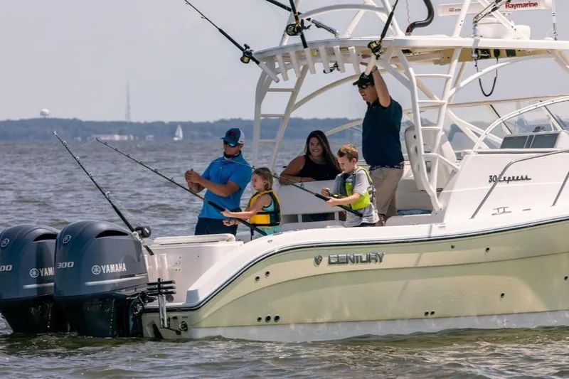 $86,218 Off Msrp !!! Yacht Photos Pics 