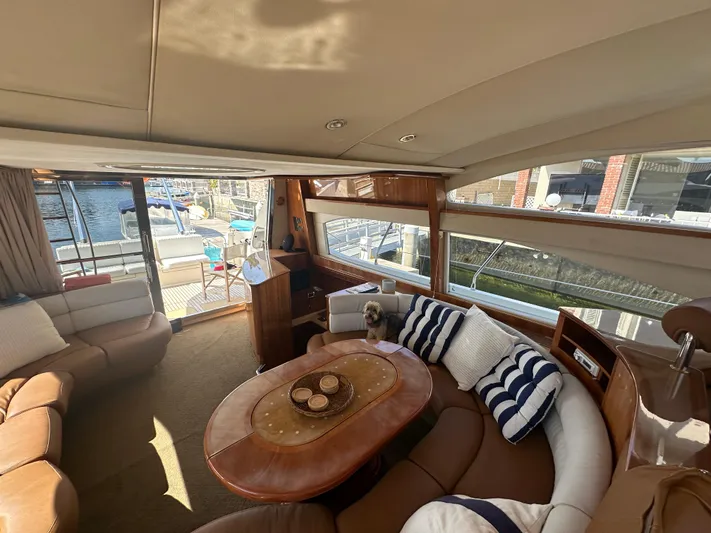 Miss Mazie Yacht Photos Pics 