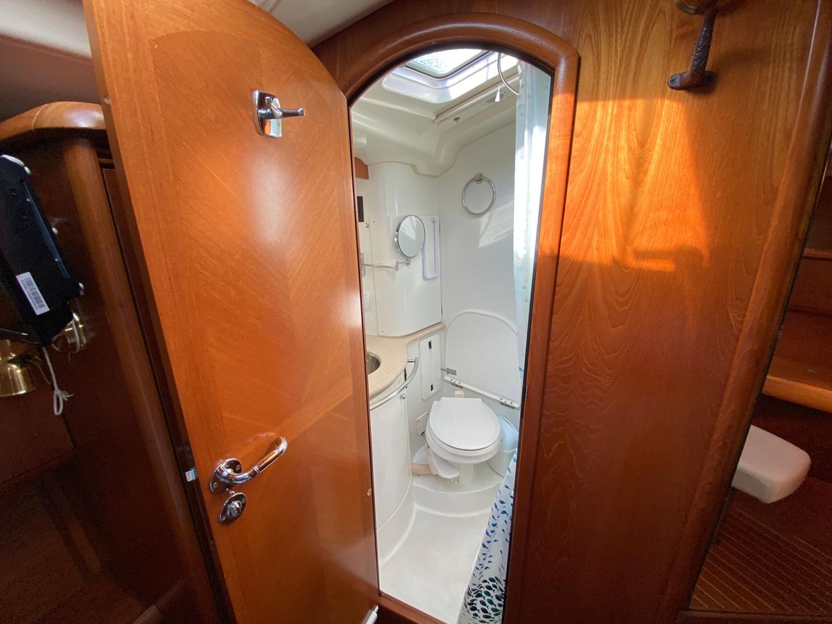 2008 Jeanneau 54 