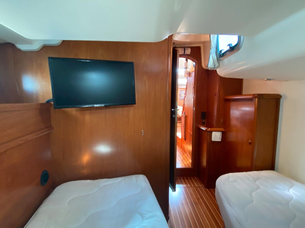 2008 Jeanneau 54 