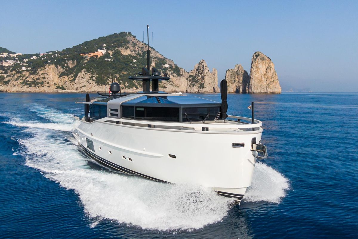 2019 Arcadia Yachts 85 