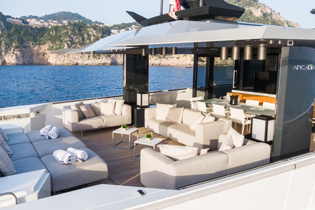 2019 Arcadia Yachts 85 