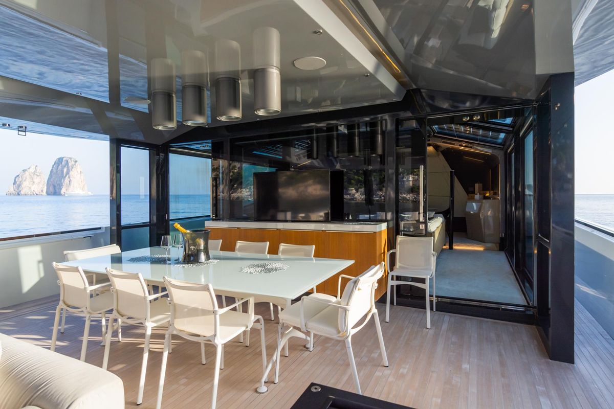 2019 Arcadia Yachts 85 