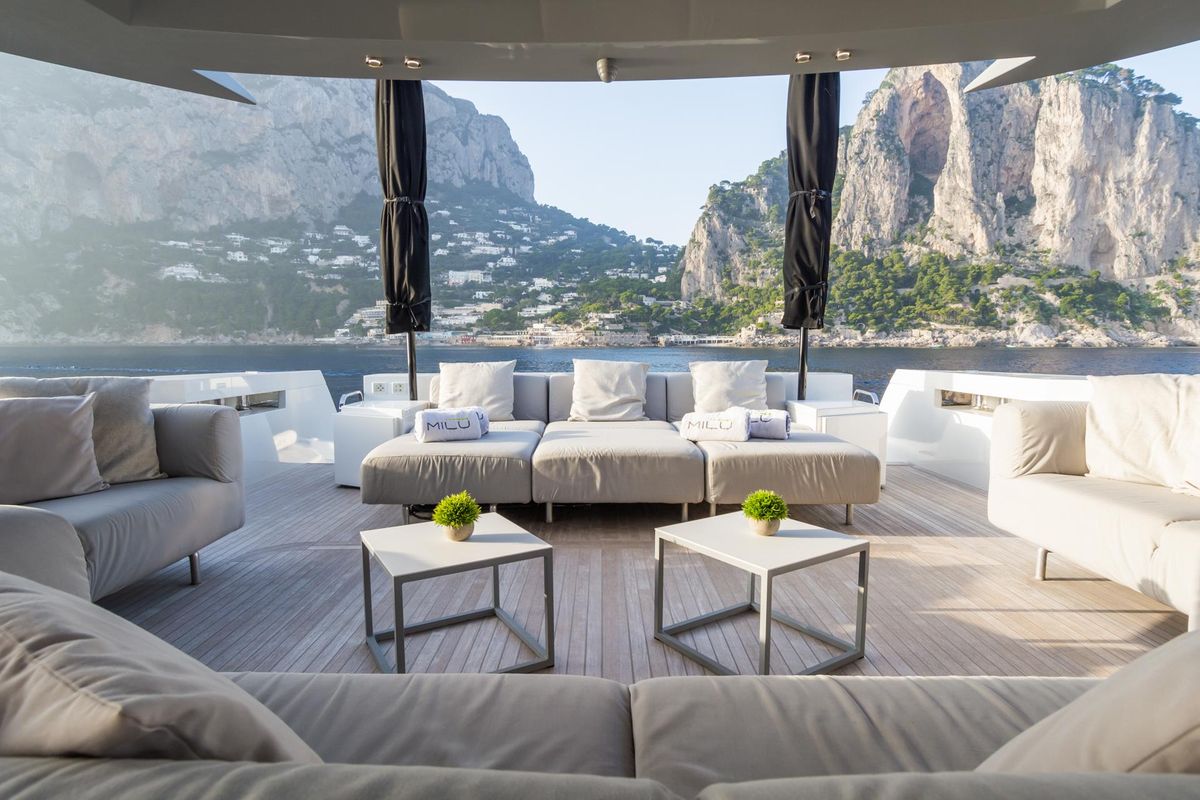 2019 Arcadia Yachts 85 