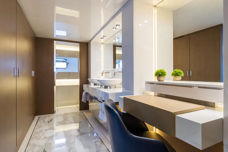 Milu' Yacht Photos Pics Luxurious bathroom interior of 2019 Arcadia Yachts A85 with modern design and elegant finishes.