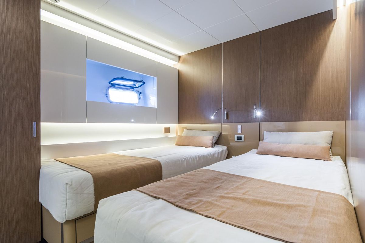 2019 Arcadia Yachts 85 