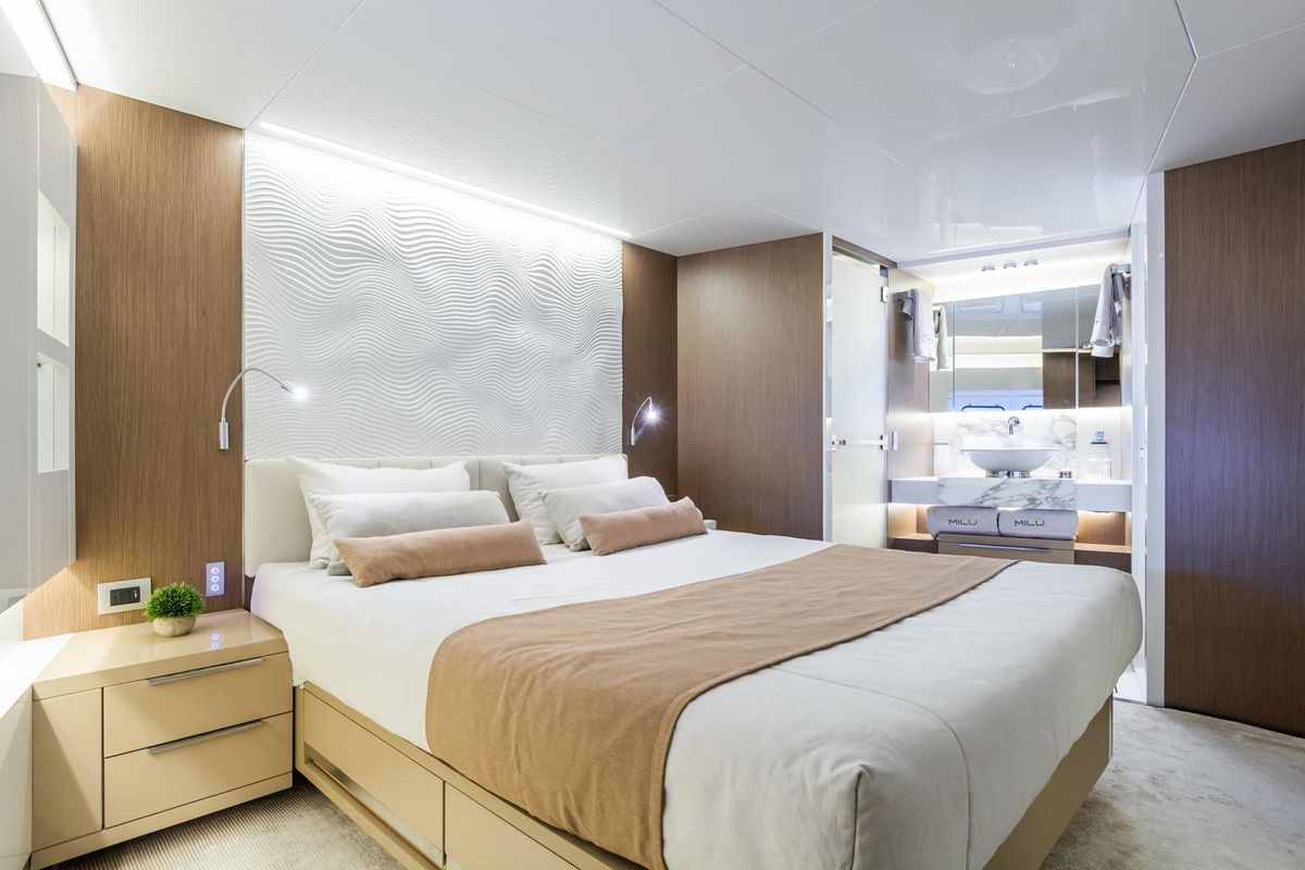 2019 Arcadia Yachts 85 