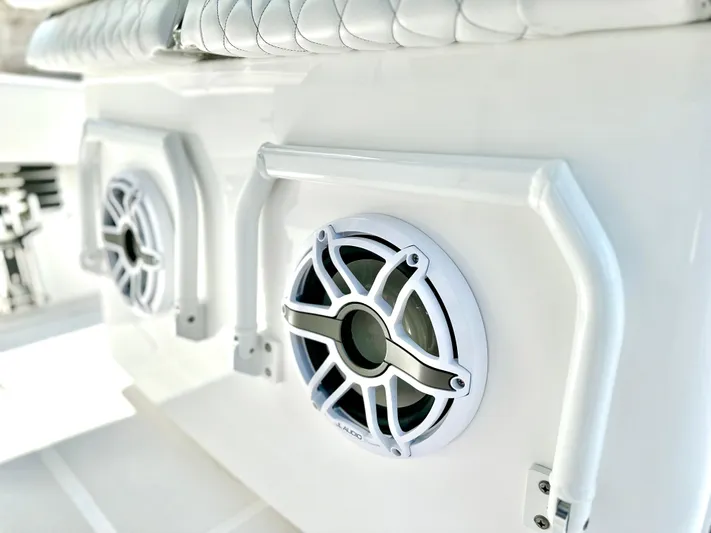 Fountain 38 Cc Yacht Photos Pics 