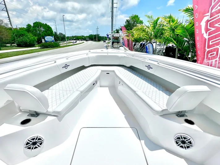 Fountain 38 Cc Yacht Photos Pics 