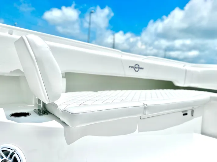 Fountain 38 Cc Yacht Photos Pics 