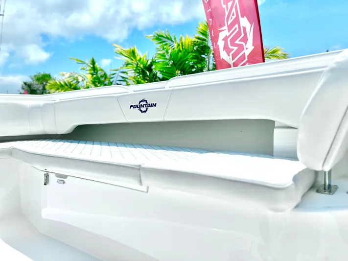 Fountain 38 Cc Yacht Photos Pics 