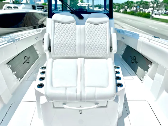 Fountain 38 Cc Yacht Photos Pics 