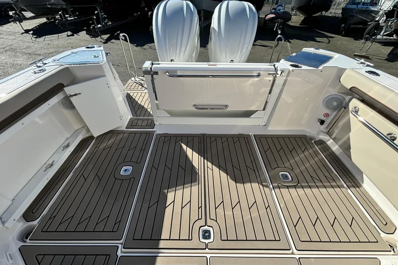  Yacht Photos Pics 2026 Cutwater C-288 Coupe boat deck with dual engines and sleek design.