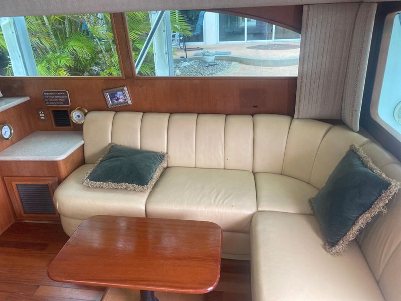 2001 Egg Harbor 37 SportYacht