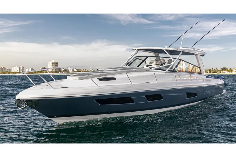 R&r 5 Yacht Photos Pics Manufacturer Provided Image: 2022 Intrepid 477 Evolution luxury yacht cruising on open water.