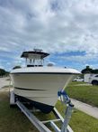 2000 Hydra-Sports 2796 Vector
