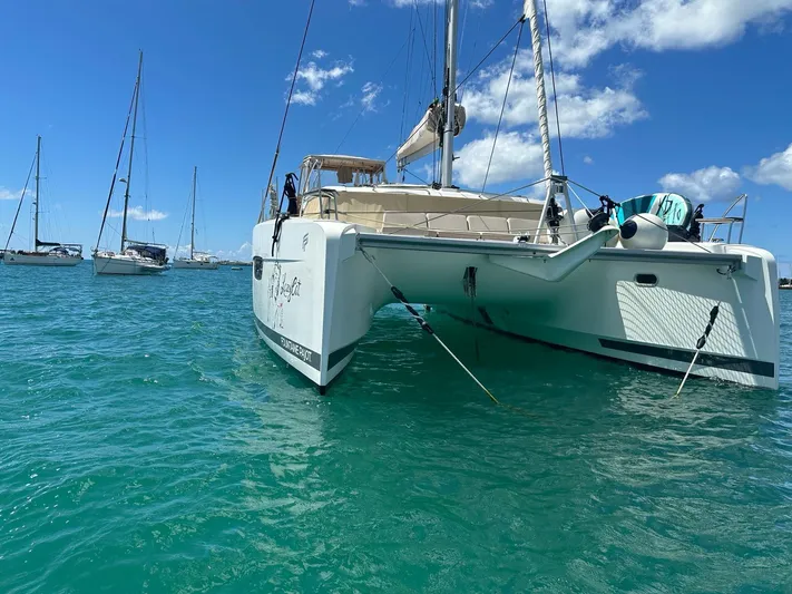 Lazycat Yacht Photos Pics 